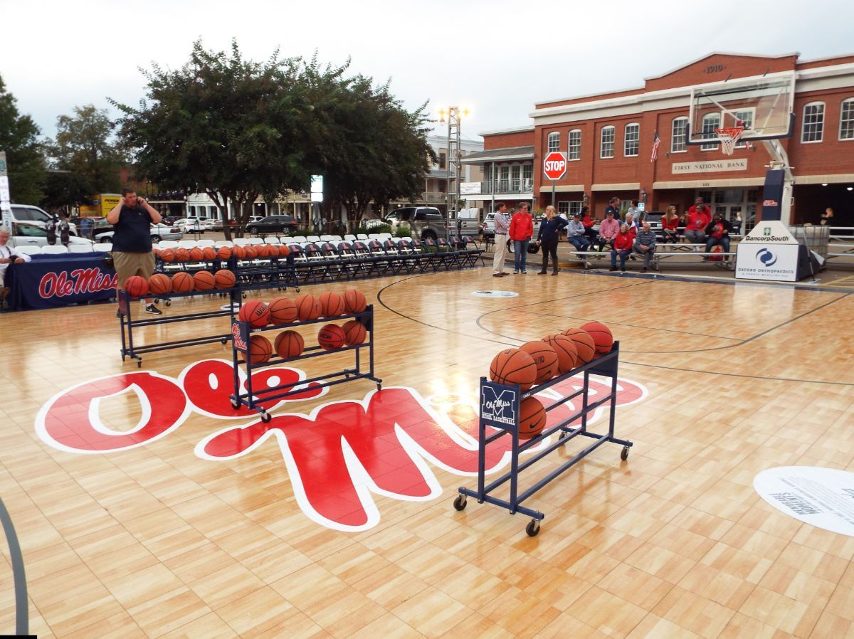 Ole Miss outdoor court